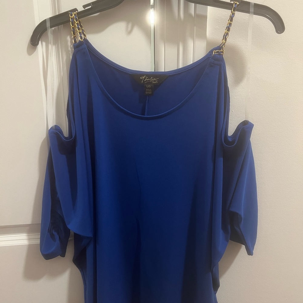 Blue blouse
